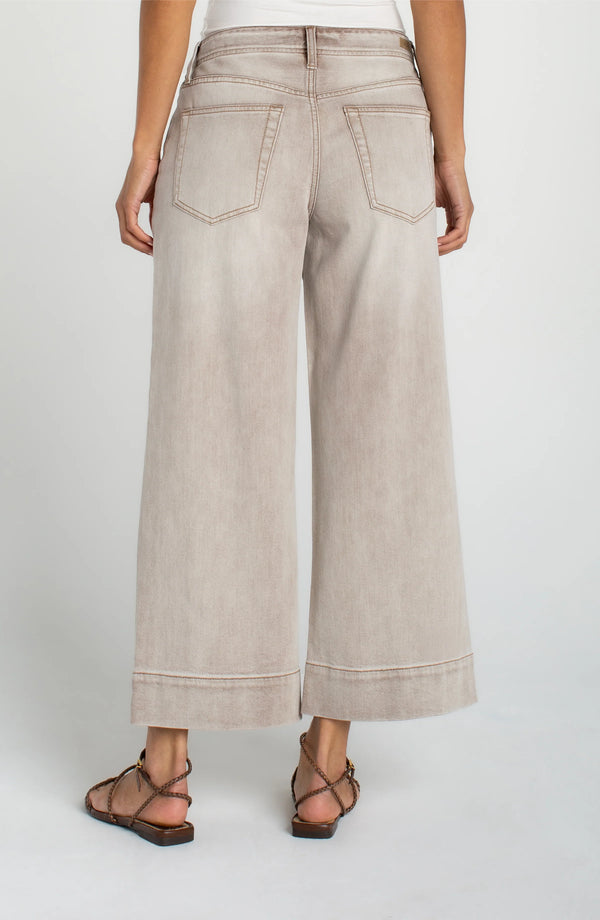 The Weekender Crop Wide Leg I Antique Khaki