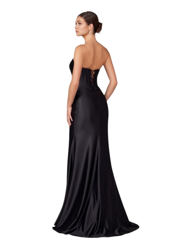 Vanessa Gown I Black