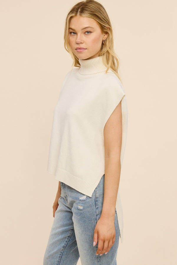 Tracy Turtleneck Sweater Vest I Cream