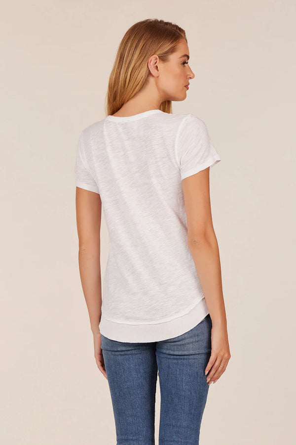 Ribbed curved hem tee | White